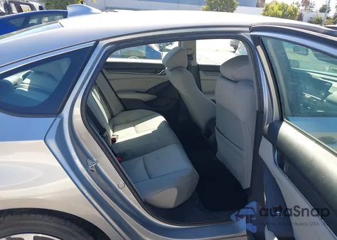 2019 Honda Accord Hybrid from USA, damaged, VIN 1HGCV3F17KA000334